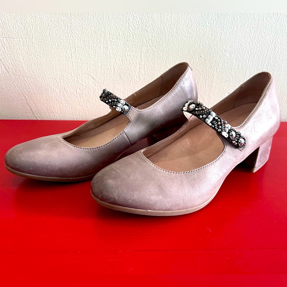 Dansko jeweled Mary Janes sz 38/8 - Picture 6 of 12